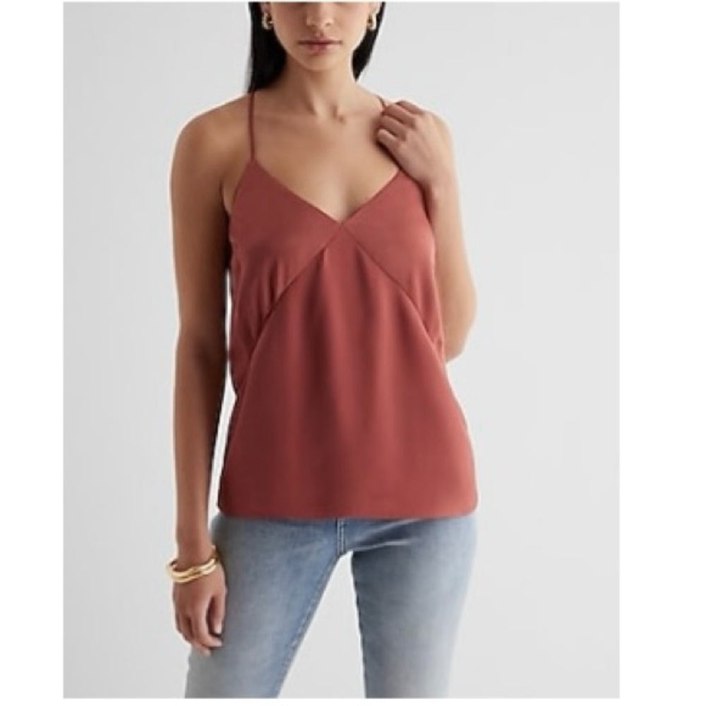 Express Satin Seamed V-Neck Cross-Back
Downtown Cami